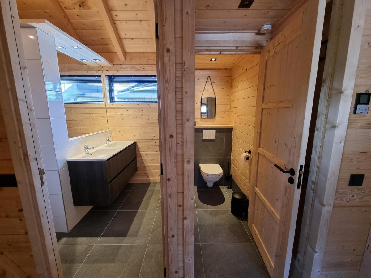 Chalet met Sauna en Airconditioning Sint-Annaland Buitenkant foto