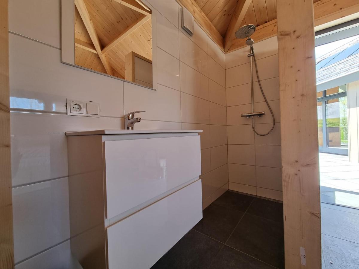 Chalet met Sauna en Airconditioning Sint-Annaland Buitenkant foto