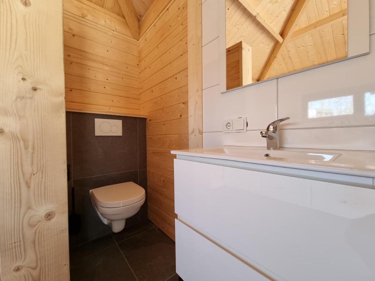 Chalet met Sauna en Airconditioning Sint-Annaland Buitenkant foto